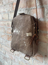 Load image into Gallery viewer, Boot stitch + Cowhide Weylynn