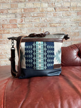 Load image into Gallery viewer, Houghton