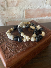 Load image into Gallery viewer, Tap Tap Bracelet