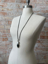 Load image into Gallery viewer, Hollis