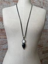 Load image into Gallery viewer, Hollis