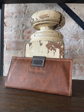 Load image into Gallery viewer, Lola